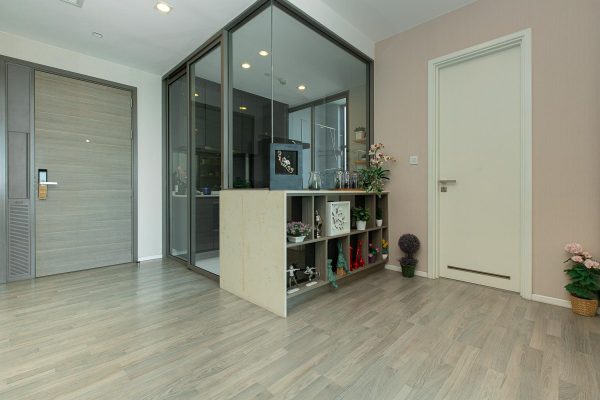 Sale 1 bedroom The Room 69